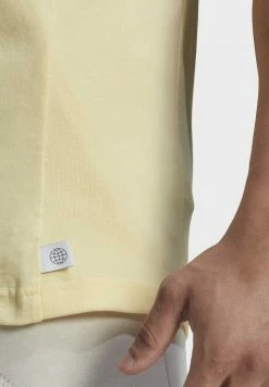 Adidas Performance STUDIO LOUNGE - Sports T-shirt - Yellow 12 Adidas Performance STUDIO LOUNGE - Sports T-shirt - Yellow -adidas Performance Shop 1fab8758dceb4f28ba117b70f7ab53e8