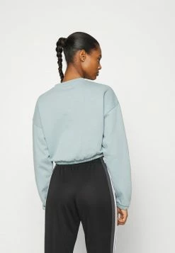 Adidas Performance CROP CREW - Sweatshirt - Magic Grey -adidas Performance Shop 209cc314d78f419ead2033ed48d9c9d8