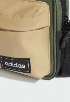Adidas Performance STR ORGANIZER - Across Body Bag - Green -adidas Performance Shop 23090d3c52d14d4e95fd6af69f41a50e