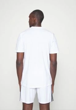 Adidas Performance REAL MADRID TEE - Club Wear - White 10 Adidas Performance REAL MADRID TEE - Club Wear - White -adidas Performance Shop 23d5dbd2c7214f5f97a792c80e502c04