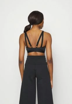 Adidas Performance MOVE - Medium Support Sports Bra - Black -adidas Performance Shop 27af18bc2ca14a74880e1a651605b51e