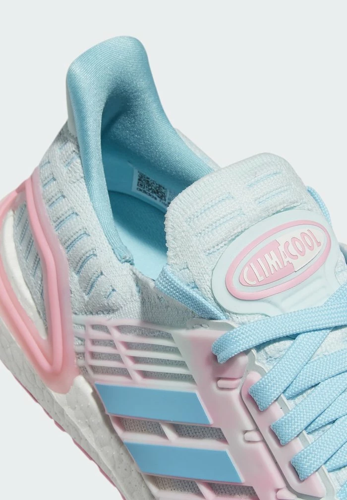 Adidas Performance ULTRABOOST CC 1 DNA CLIMACOOL - Trainers - Blue 9 Adidas Performance ULTRABOOST CC 1 DNA CLIMACOOL - Trainers - Blue - Image 7