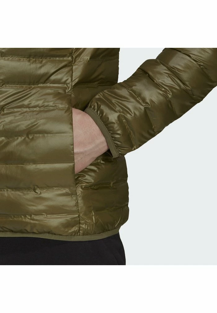 Adidas Performance VARILITE HOODED DOWN - Winter Jacket - Focus Olive 9 Adidas Performance VARILITE HOODED DOWN - Winter Jacket - Focus Olive - Image 7