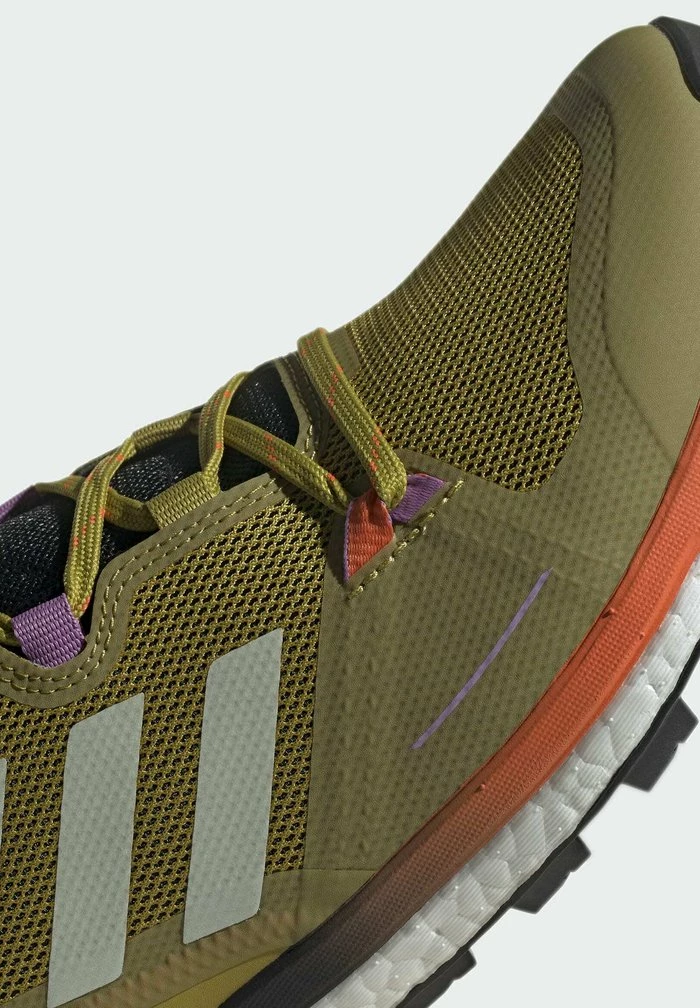 Adidas Performance TERREX SKYCHASER - Hiking Shoes - Green 9 Adidas Performance TERREX SKYCHASER - Hiking Shoes - Green - Image 7