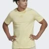 Adidas Performance STUDIO LOUNGE - Sports T-shirt - Yellow -adidas Performance Shop 3c5a175cf7e947319c5d30b4283b50e2