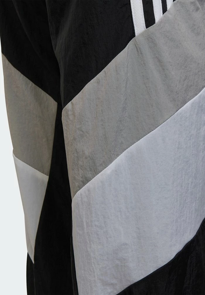 Adidas Performance COLORBLOCK - Tracksuit Bottoms - Black/mgh Solid Grey/white 6 Adidas Performance COLORBLOCK - Tracksuit Bottoms - Black/mgh Solid Grey/white - Image 4