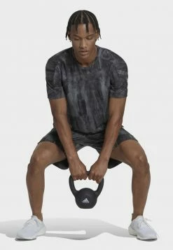 Adidas Performance WORKOUT SPRAY DYE - Print T-shirt - Black -adidas Performance Shop 5c89ca3dabd64949ac45e3f51c888ca7