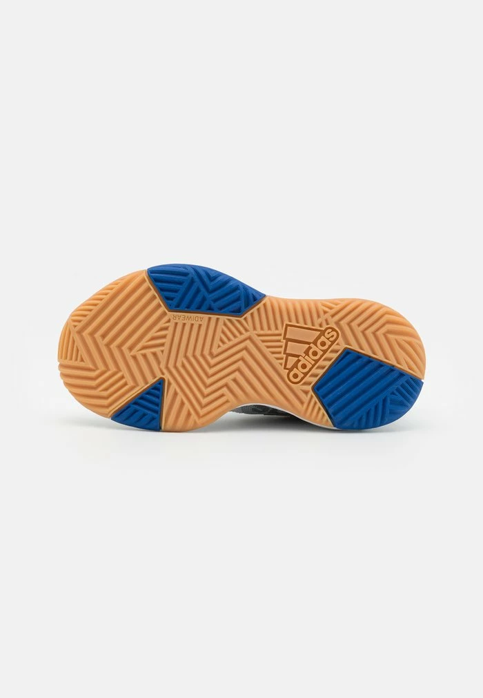 Adidas Performance OWNTHEGAME UNISEX - Training Shoe - Footwear White/silver Metallic/team Royal Blue 7 Adidas Performance OWNTHEGAME UNISEX - Training Shoe - Footwear White/silver Metallic/team Royal Blue - Image 5