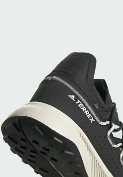 Adidas Performance VOYAGER - Trainers - Black -adidas Performance Shop 5e3703046e594a6795b4a92c498db217