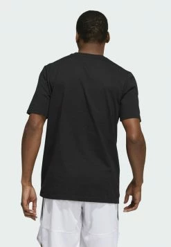 Adidas Performance POSTERIZE GRAPHIC - Sports T-shirt - Black -adidas Performance Shop 608bd07689ae4cd5a3f0ec35770137af