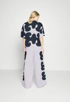 Adidas Performance ADIDAS X MARIMEKKO WIDEPANT - Tracksuit Bottoms - Purple Tint -adidas Performance Shop 64e680f76bec4b62af78f597726a1721