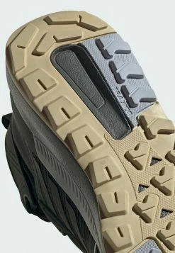 Adidas Performance TERREX TRAILMAKER MID GTX SCHUH - Mountain Shoes - Black -adidas Performance Shop 73355e81c35f488eb3e93a6e6b0eaf93