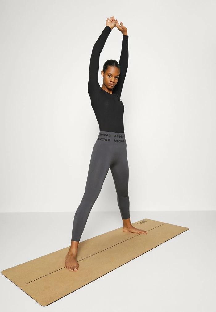 Adidas Performance STUDIO BODY - Tracksuit - Black/white 4 Adidas Performance STUDIO BODY - Tracksuit - Black/white - Image 2