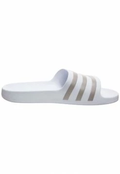 Adidas Performance ADILETTE AQUA SWIM - Pool Slides - Footwer White / Platin Metallic 13 Adidas Performance ADILETTE AQUA SWIM - Pool Slides - Footwer White / Platin Metallic -adidas Performance Shop 7b6af4a7cb8e4db9aa917ec4290e89d8