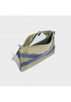 Adidas Performance Wash Bag - Green -adidas Performance Shop 84c33496b43d4d30a4a0d0bf8fb0910d