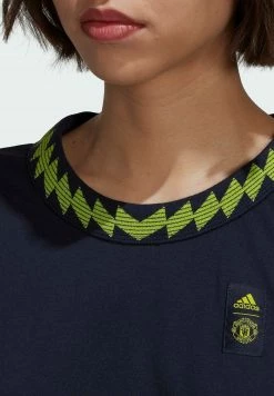 Adidas Performance MANCHESTER UNITED - Club Wear - Blue 12 Adidas Performance MANCHESTER UNITED - Club Wear - Blue -adidas Performance Shop 97ce9d5e10d24d72aa2c1eb195f3898e