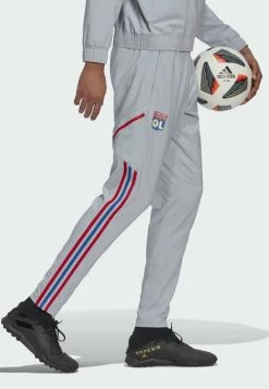 Adidas Performance PRESENTACIÓN OLYMPIQUE DE LYON TIRO 21 - Club Wear - Grey -adidas Performance Shop 9d6017d9b8684553bfff7172ad343fc2