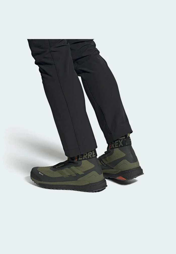 Adidas Performance TERREX FREE HIKER - Hiking Shoes - Focus Olive/pulse Olive/impact Orange 3 Adidas Performance TERREX FREE HIKER - Hiking Shoes - Focus Olive/pulse Olive/impact Orange