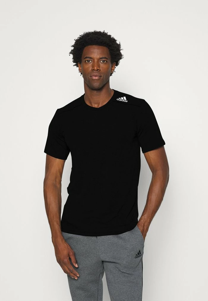 Adidas Performance Basic T-shirt - Black 3 Adidas Performance Basic T-shirt - Black
