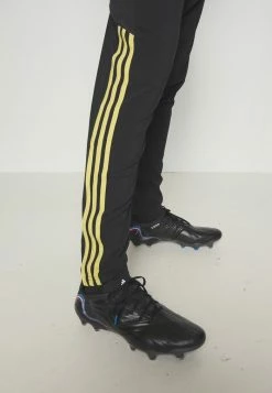 Adidas Performance JUVENTUS TURIN PRESENTATION PANT - Club Wear - Black -adidas Performance Shop adc24fe376744665a0d174f6bb5cda95