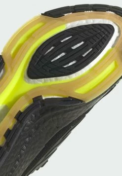 Adidas Performance ULTRABOOST 22 - Neutral Running Shoes - Black 20 Adidas Performance ULTRABOOST 22 - Neutral Running Shoes - Black -adidas Performance Shop aebffbad8e8343c39ecb8aedf6980265