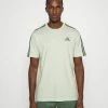 Adidas Performance ESSENTIALS - Print T-shirt - Green/green Oxide -adidas Performance Shop b11e0e453d2747aba47956faa69e7e1d