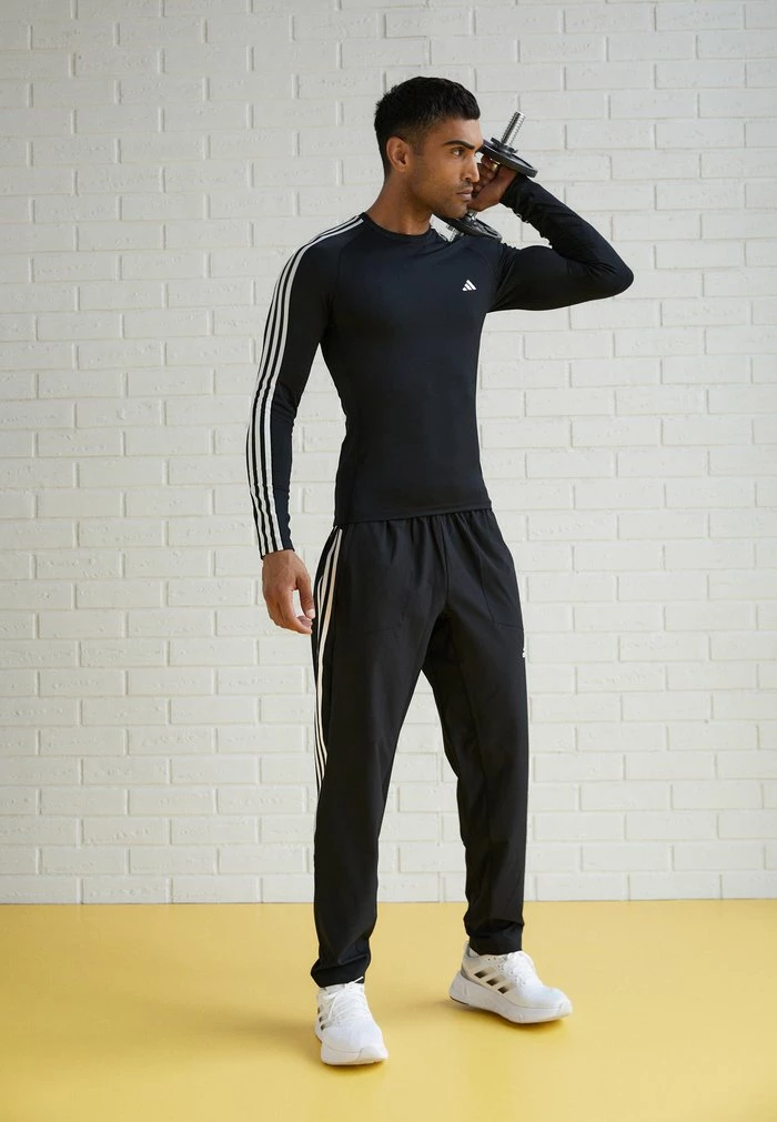 Adidas Performance TEE - Print T-shirt - Black 4 Adidas Performance TEE - Print T-shirt - Black - Image 2