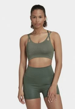 Adidas Performance YOGA LUXE STUDIO FIRE - Light Support Sports Bra - Green
