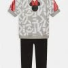Adidas Performance INF DISNEY MICKEY MOUSE SUIT UNISEX SET - Sweatshirt - Grey 1 Adidas Performance INF DISNEY MICKEY MOUSE SUIT UNISEX SET - Sweatshirt - Grey -adidas Performance Shop c40a7661eb1c40f0910f24ccd5dbc1a3