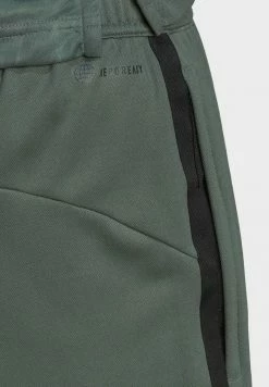 Adidas Performance ALL OVERSIZE PRINTED - Sports Shorts - Green -adidas Performance Shop c60398cf93154802b9b66e93aa096b2c