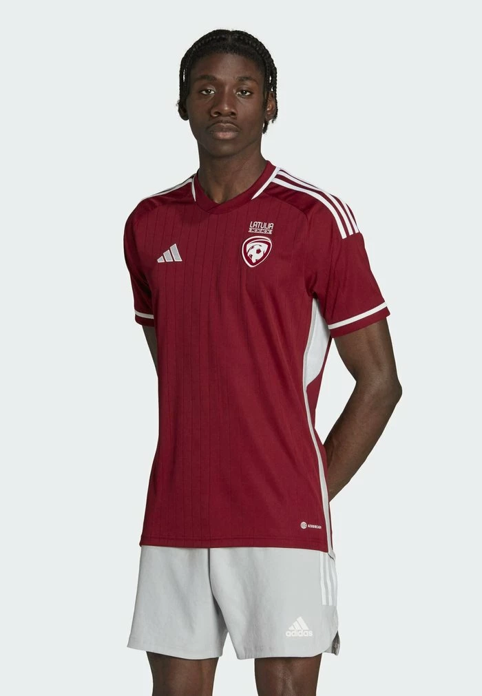 Adidas Performance Sports T-shirt - Red 3 Adidas Performance Sports T-shirt - Red