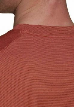 Adidas Performance OUTDOOR - Sports T-shirt - Braun -adidas Performance Shop c7a05359add948399f20aa9d186b6282