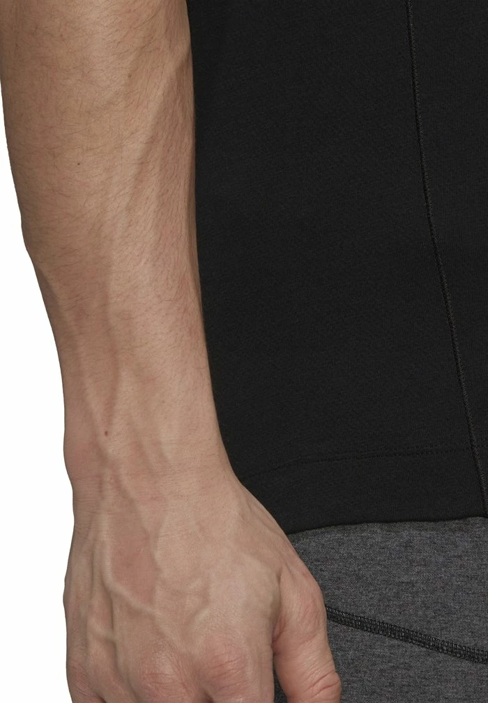 Adidas Performance YOGA - Sports T-shirt - Black 7 Adidas Performance YOGA - Sports T-shirt - Black - Image 5