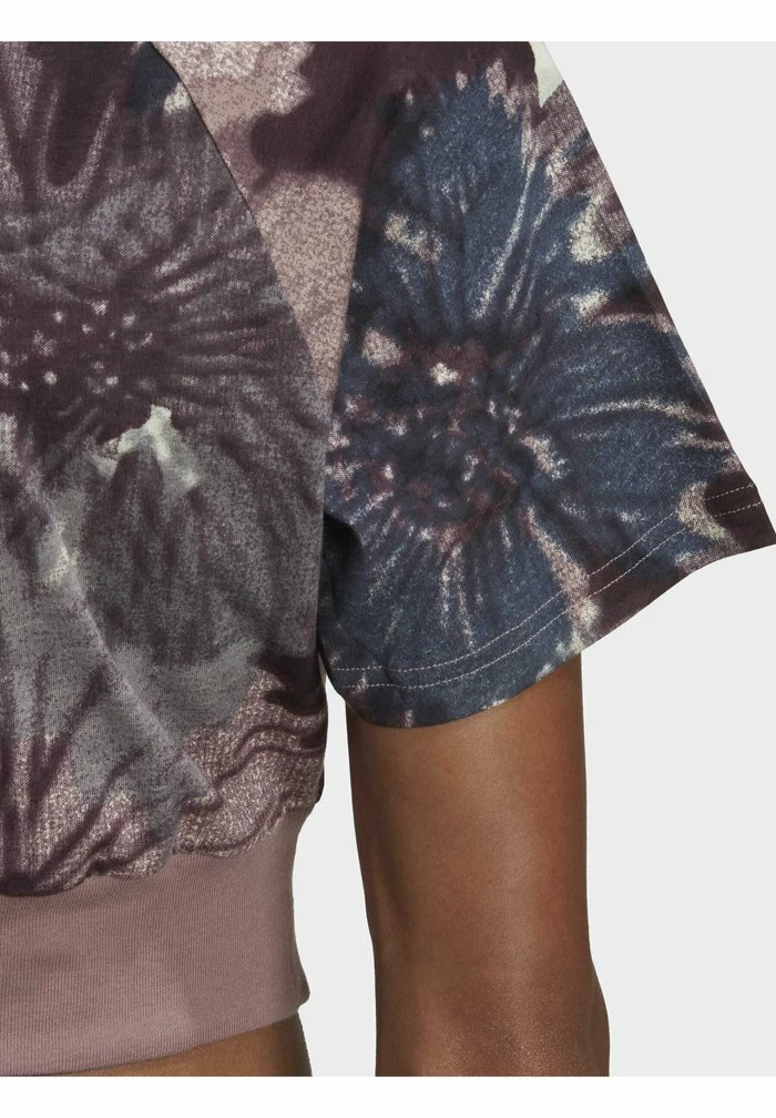 Adidas Performance ALLOVER PRINTED CROPPED - Print T-shirt - Brown 8 Adidas Performance ALLOVER PRINTED CROPPED - Print T-shirt - Brown - Image 6