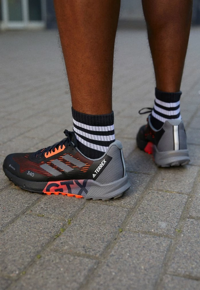 Adidas Performance TERREX AGRAVIC FLOW - Trail Running Shoes - Black 4 Adidas Performance TERREX AGRAVIC FLOW - Trail Running Shoes - Black - Image 2