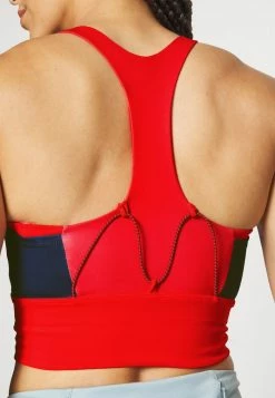 Adidas Performance RUN - Medium Support Sports Bra - Lush Red -adidas Performance Shop cfa5a34362d245f085e2ebbf694a4d96