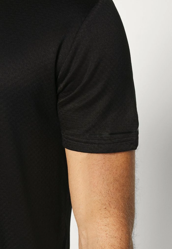 Adidas Performance CITY - Sports T-shirt - Black 9 Adidas Performance CITY - Sports T-shirt - Black - Image 7