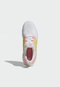 Adidas Performance ULTRABOOST - Trainers - White -adidas Performance Shop e270b999dfeb43f093e2e1a510c886d5