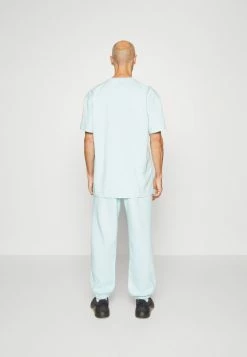 Adidas Performance ESSENTIALS FEELVIVID FLEECE STRAIGHT - Tracksuit Bottoms - Blue 9 Adidas Performance ESSENTIALS FEELVIVID FLEECE STRAIGHT - Tracksuit Bottoms - Blue -adidas Performance Shop e82d8db2da5e4bf2a776ca7ba0b2fcef