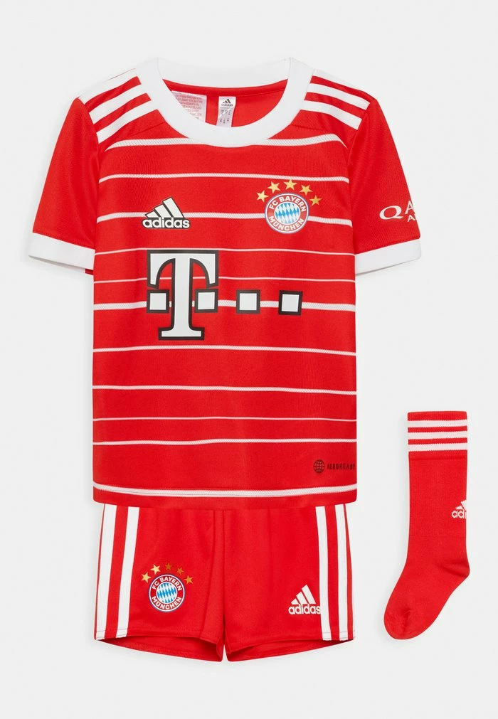 Adidas Performance FC BAYERN MÜNCHEN HOME MINI UNISEX SET - Shorts - Top Red Bottom Red 3 Adidas Performance FC BAYERN MÜNCHEN HOME MINI UNISEX SET - Shorts - Top Red Bottom Red