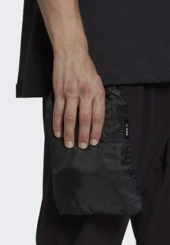 Adidas Performance TRAVEER WIND - Windbreaker - Black 15 Adidas Performance TRAVEER WIND - Windbreaker - Black -adidas Performance Shop ee6182ffee4f410f82a2b0613b6c0ba7