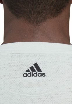 Adidas Performance YOGA - Sports T-shirt - Linen Green -adidas Performance Shop f30d58a0443b4bd3a44ee34706e10f6f