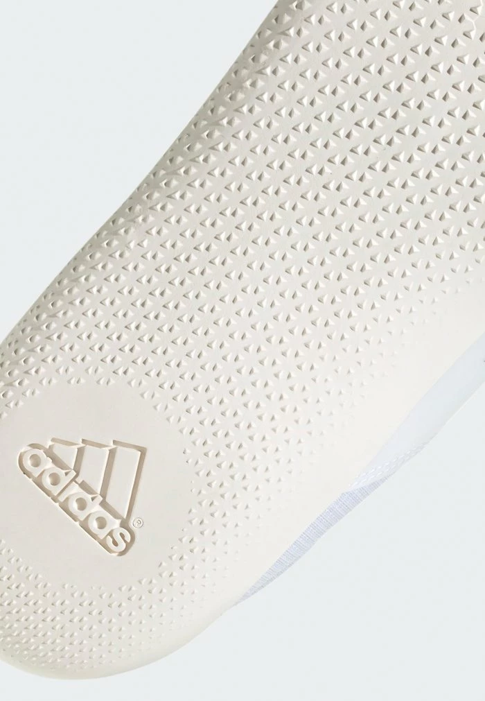 Adidas Performance THROWSTAR - Competition Running Shoes - White 9 Adidas Performance THROWSTAR - Competition Running Shoes - White - Image 7