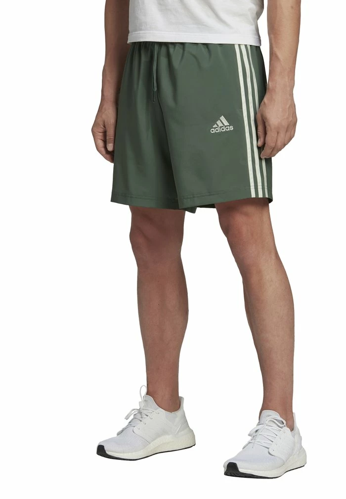 Adidas Performance AEROREADY ESSENTIALS CHELSEA STRIPES - Sports Shorts - Green Oxide/linen Green 3 Adidas Performance AEROREADY ESSENTIALS CHELSEA STRIPES - Sports Shorts - Green Oxide/linen Green