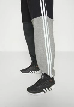 Adidas Performance Tracksuit Bottoms - Black/white/carbon 13 Adidas Performance Tracksuit Bottoms - Black/white/carbon -adidas Performance Shop fb62966d0f0846d7a0bf67b45a65a413