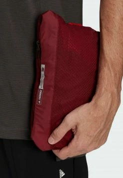 Adidas Performance WIND - Outdoor Jacket - Red 13 Adidas Performance WIND - Outdoor Jacket - Red -adidas Performance Shop ff26cb47075e48a7b36a7bcd05a3d6f1